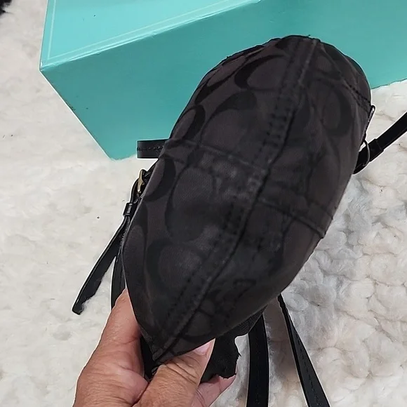 Coach Y2K Signature Mini Crossbody Swingpack Black Jacquard Bag - Picture 9 of 17
